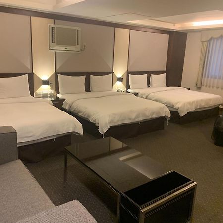 Sun Sweet Hotel Luodong Kamer foto