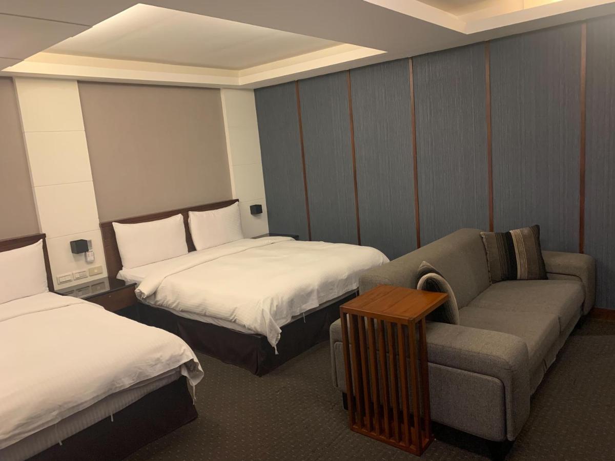 Sun Sweet Hotel Luodong Buitenkant foto