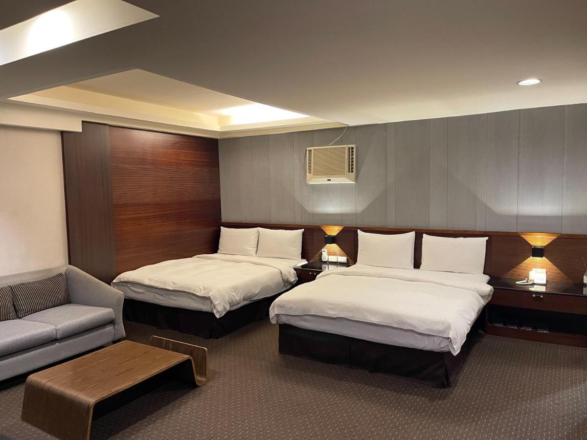 Sun Sweet Hotel Luodong Buitenkant foto