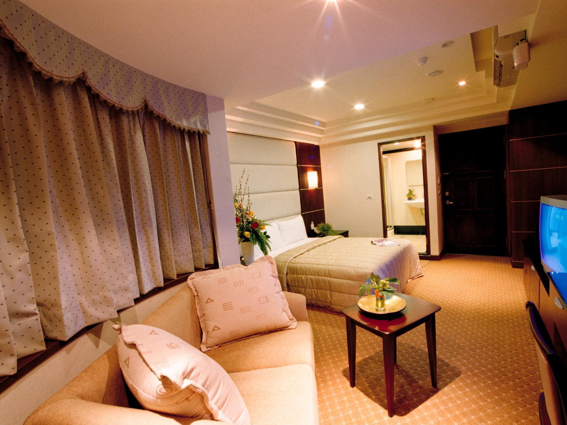 Sun Sweet Hotel Luodong Buitenkant foto