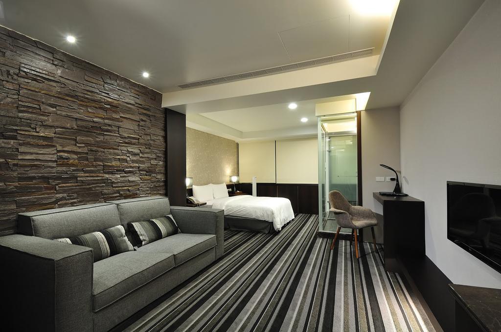 Sun Sweet Hotel Luodong Buitenkant foto