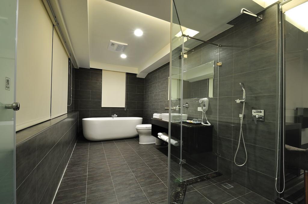 Sun Sweet Hotel Luodong Buitenkant foto