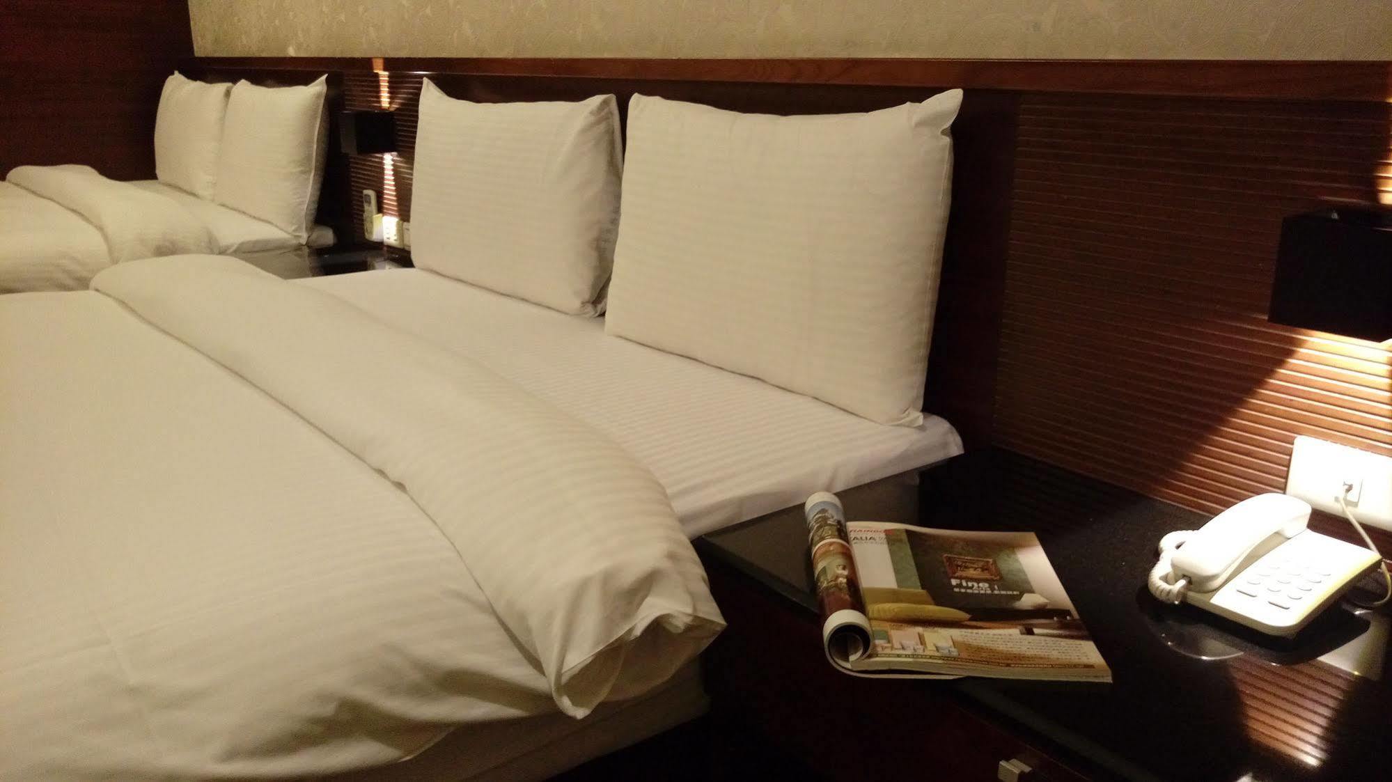 Sun Sweet Hotel Luodong Buitenkant foto